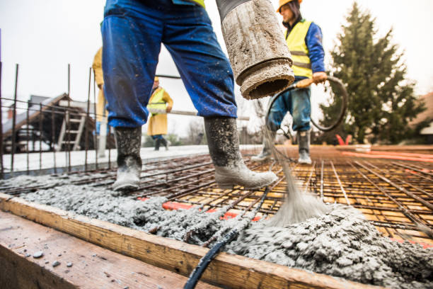 Best Concrete Sidewalk Installation in Naples Park, FL